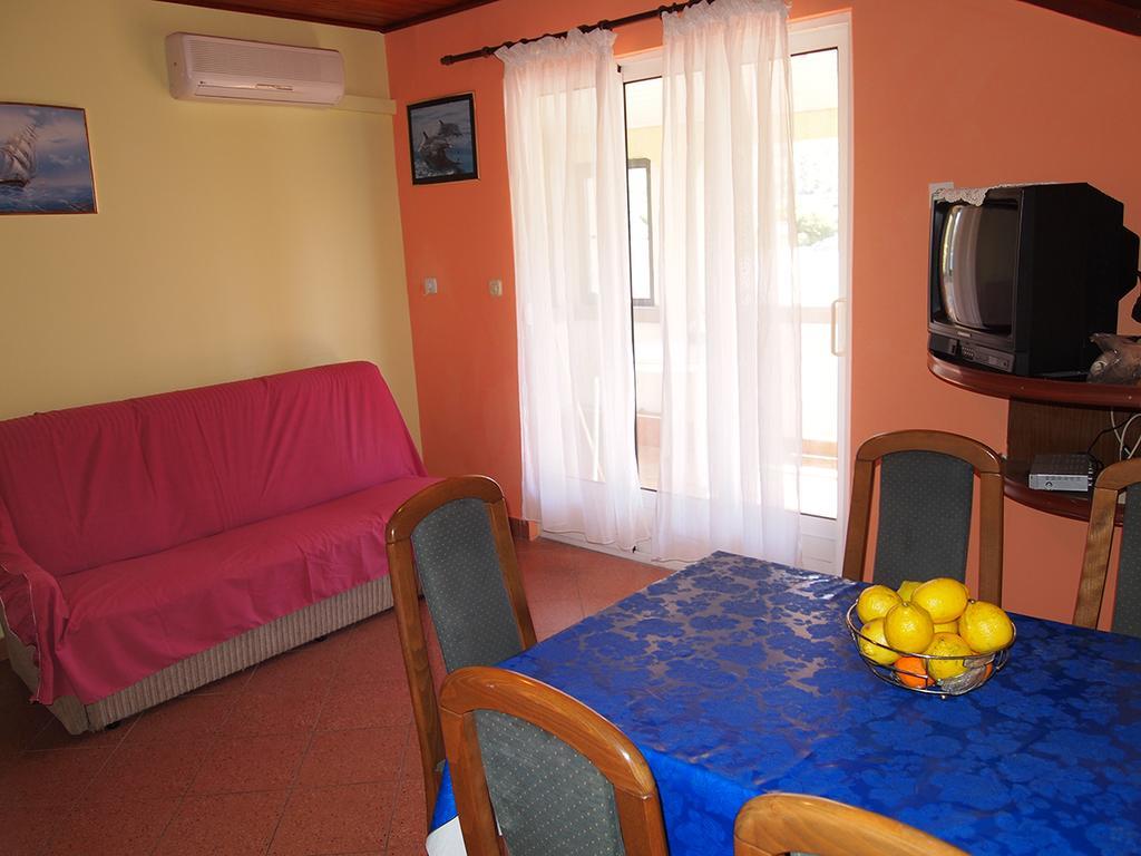 Apartmani Delfin Grebaštica Екстериор снимка